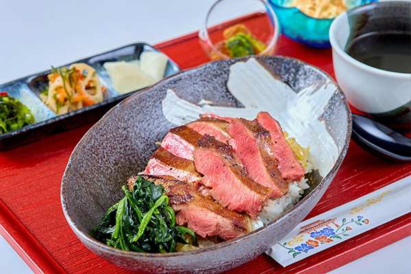 牛タンすて~き丼