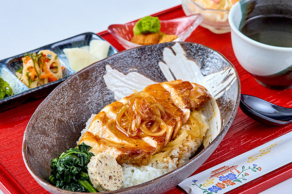 ロースしょうが丼