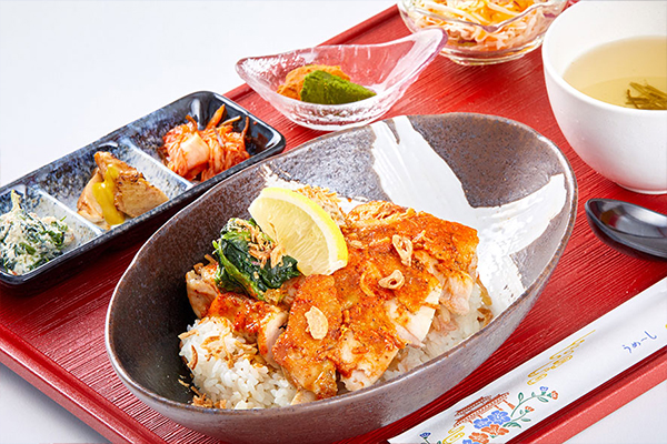 モモすて~き(旨辛)丼